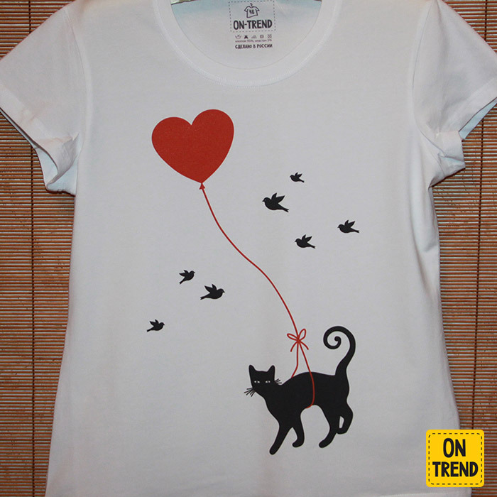картинка Женская футболка "Летающая Кошка" от магазина  ON-TREND