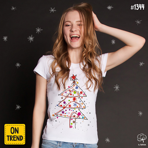 картинка Женская футболка "Новогодняя елка" магазин  ON-TREND являющийся производителем одежды из хлопка высшего качества