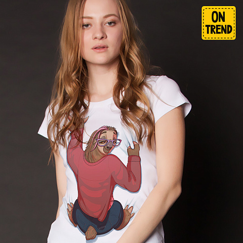 картинка Женская футболка "Ленивец из Зверополиса" магазин  ON-TREND являющийся производителем одежды из хлопка высшего качества