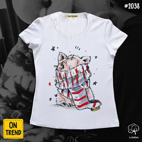 картинка Женская футболка "Свинка в шарфике" магазин  ON-TREND являющийся производителем одежды из хлопка высшего качества