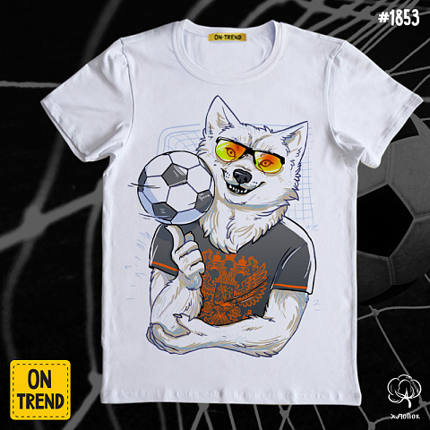 картинка Мужская футболка "Волк-футболист" магазин  ON-TREND являющийся производителем одежды из хлопка высшего качества