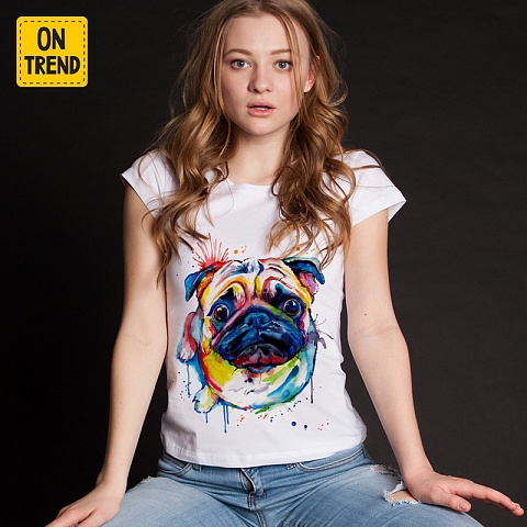 картинка Женская футболка "Милый мопсик" магазин  ON-TREND являющийся производителем одежды из хлопка высшего качества